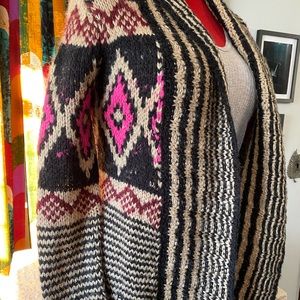Pink Rose cardigan sweater with aztek pattern